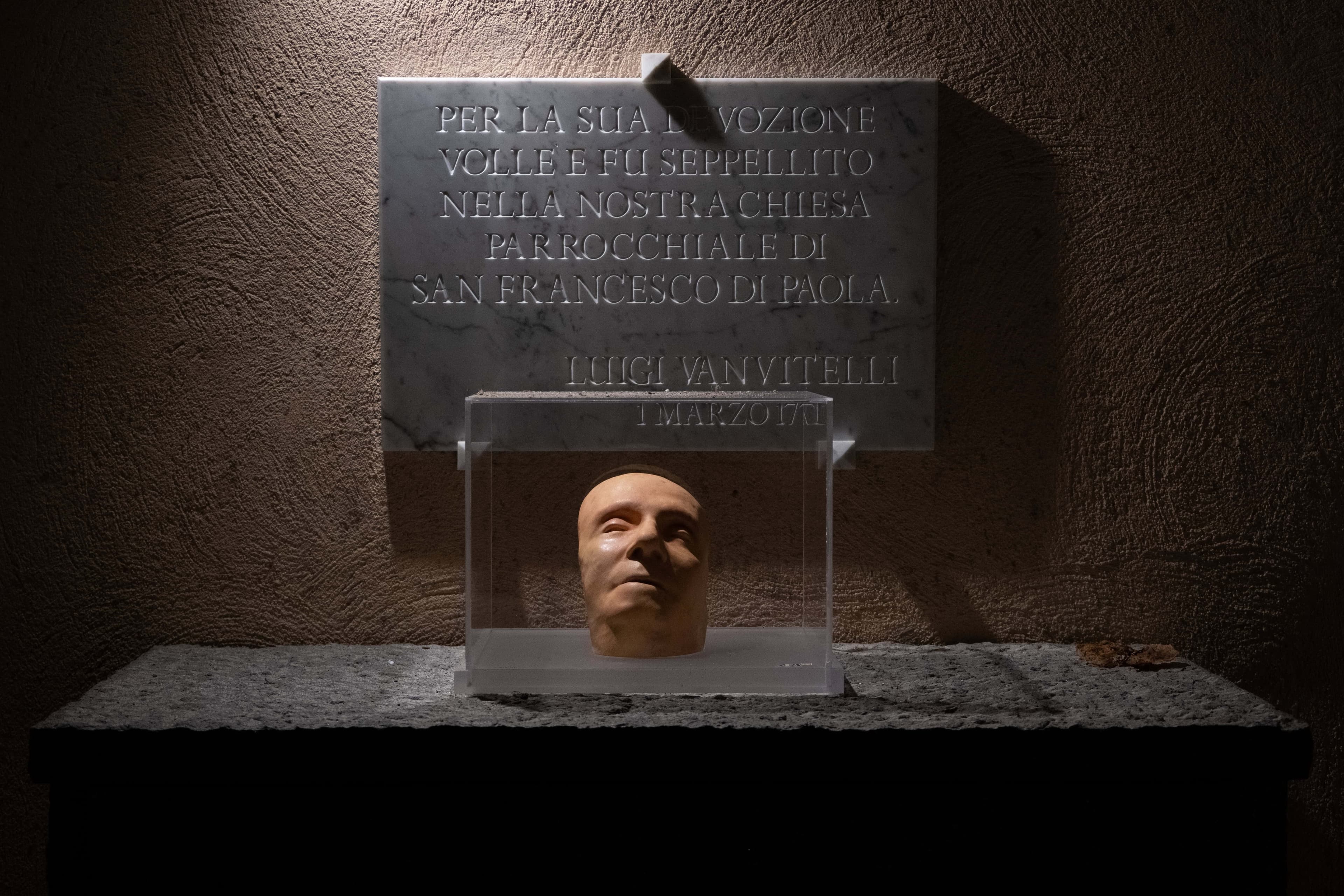 La maledizione delle spoglie di Luigi Vanvitelli