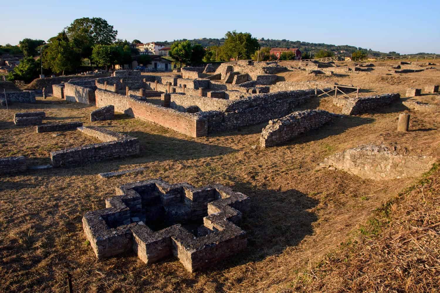 Il Parco Archeologico di Aeclanum: Informare e il Prof. Massimo Osanna insieme a Mirabella Eclano