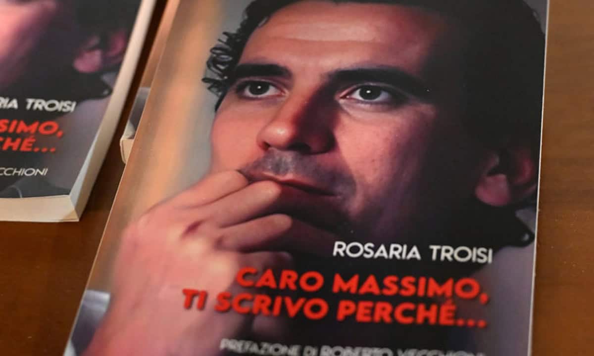 "Caro Massimo ti scrivo perché..." di Rosaria Troisi a Falciano del Massico