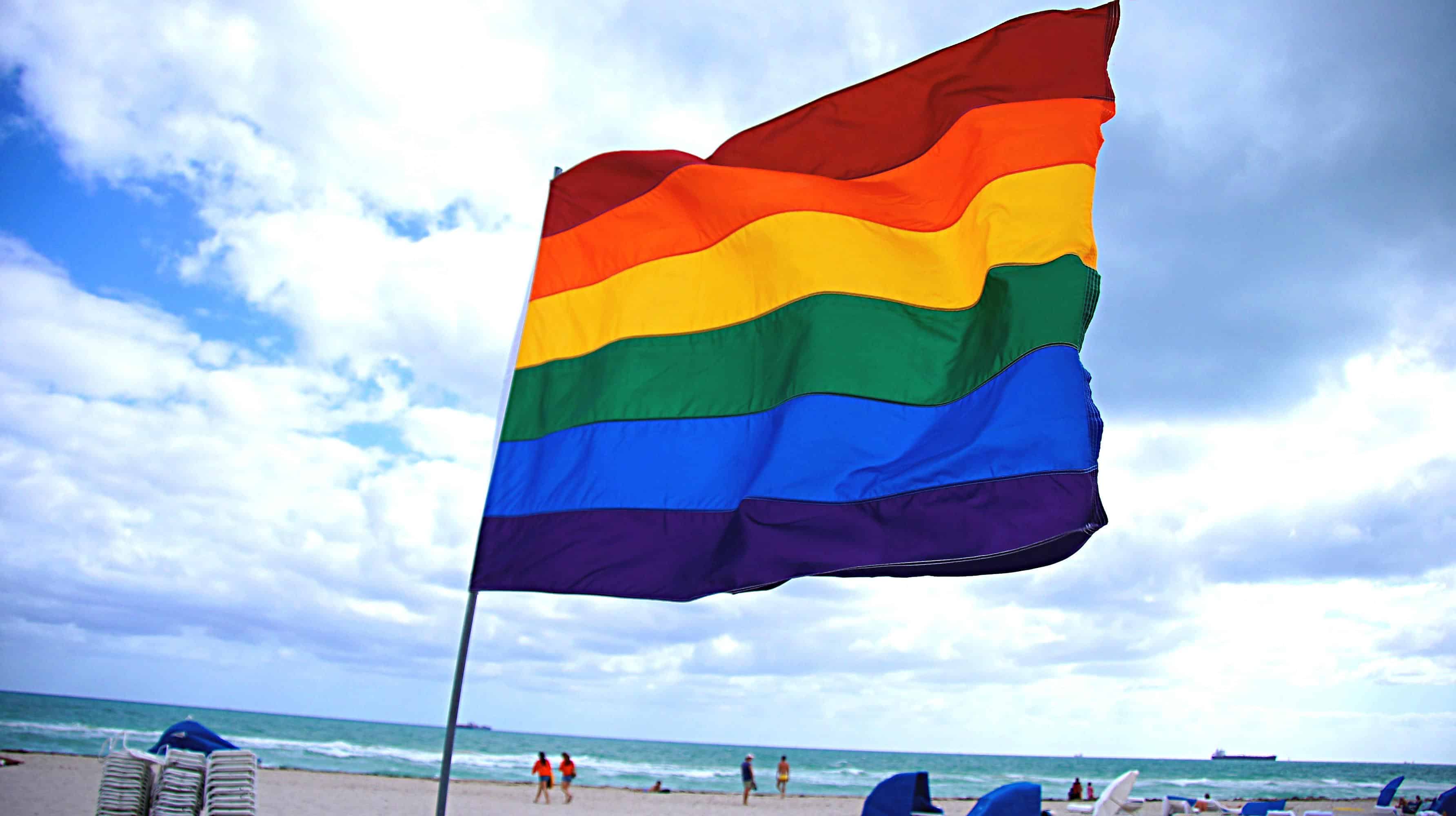 Turismo LGBTQ+: responsabilità e inclusività