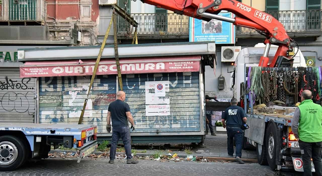 La morte delle edicole napoletane