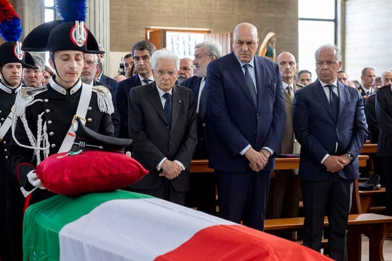 Onore al Brigadiere Capo Carlo Legrottaglie: il cordoglio della redazione e le parole del Comandante Manuel Scarso