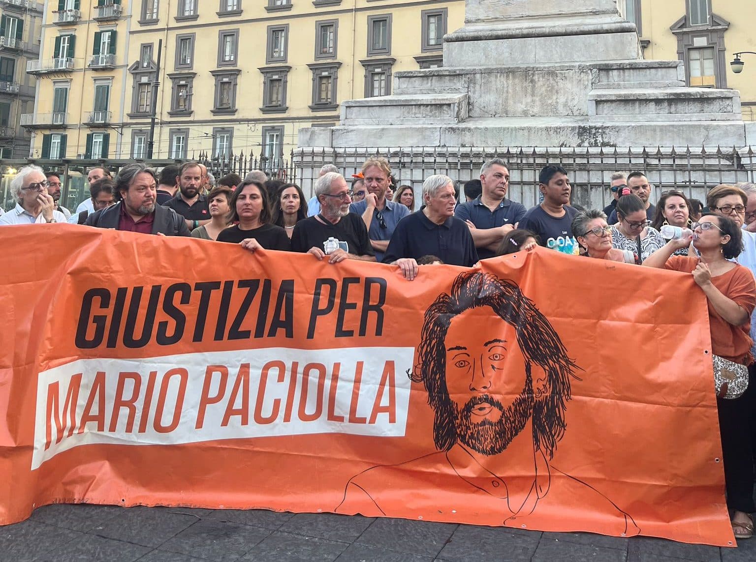 Mario Paciolla: il corteo a Napoli per la memoria e la giustizia ancora negata