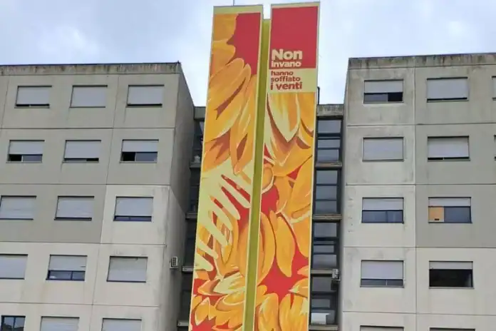 "Non invano": il murales dedicato alle vittime innocenti della criminalità campana