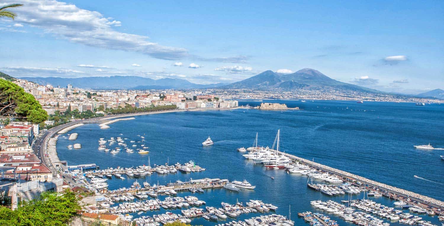 COPERTINA - Il porto di Napoli si trasforma: una nuova visione geopolitica