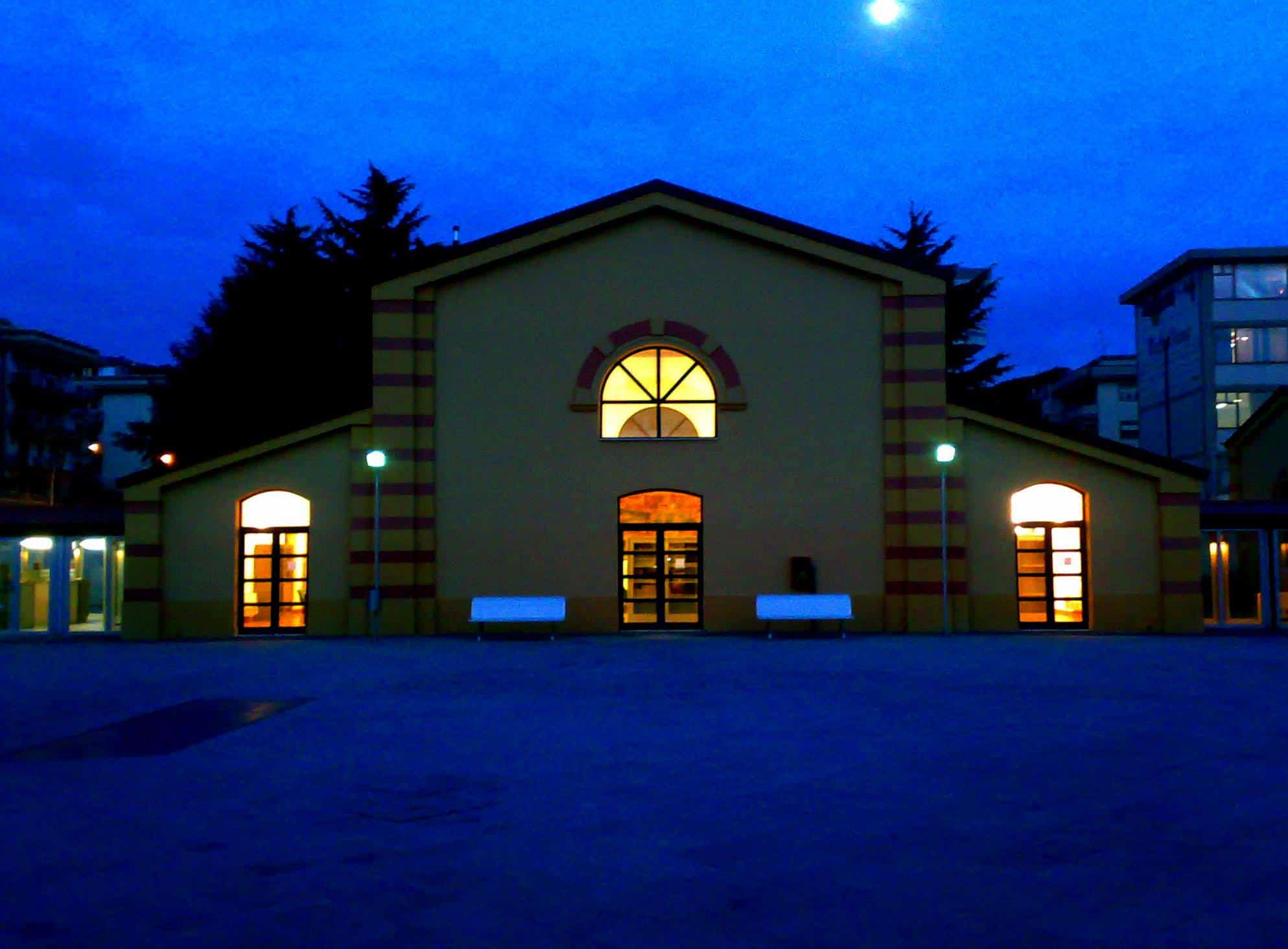 Caserta: una città che legge, ma ancora con una biblioteca al minimo della sue possibilità