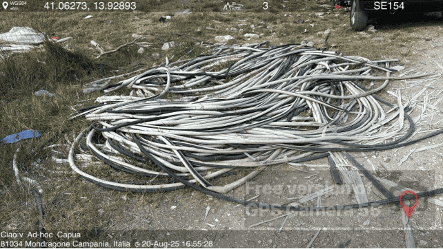Mondragone, il WWF interviene su discarica di cavi elettrici e rifiuti pericolosi