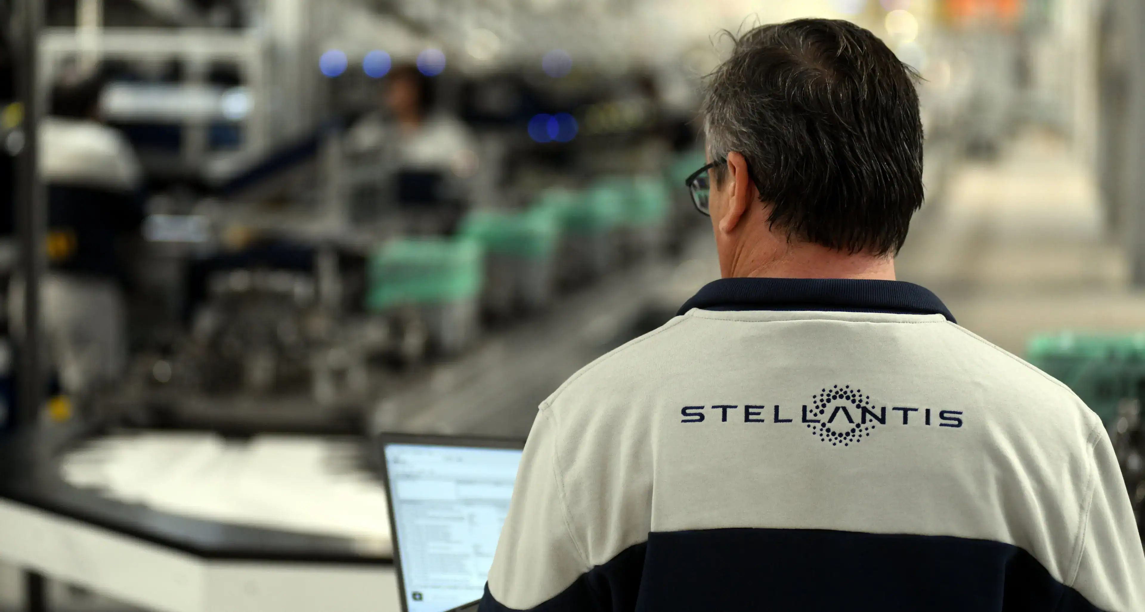 Stellantis propone ai suoi lavoratori la Siberia (con pasti inclusi)