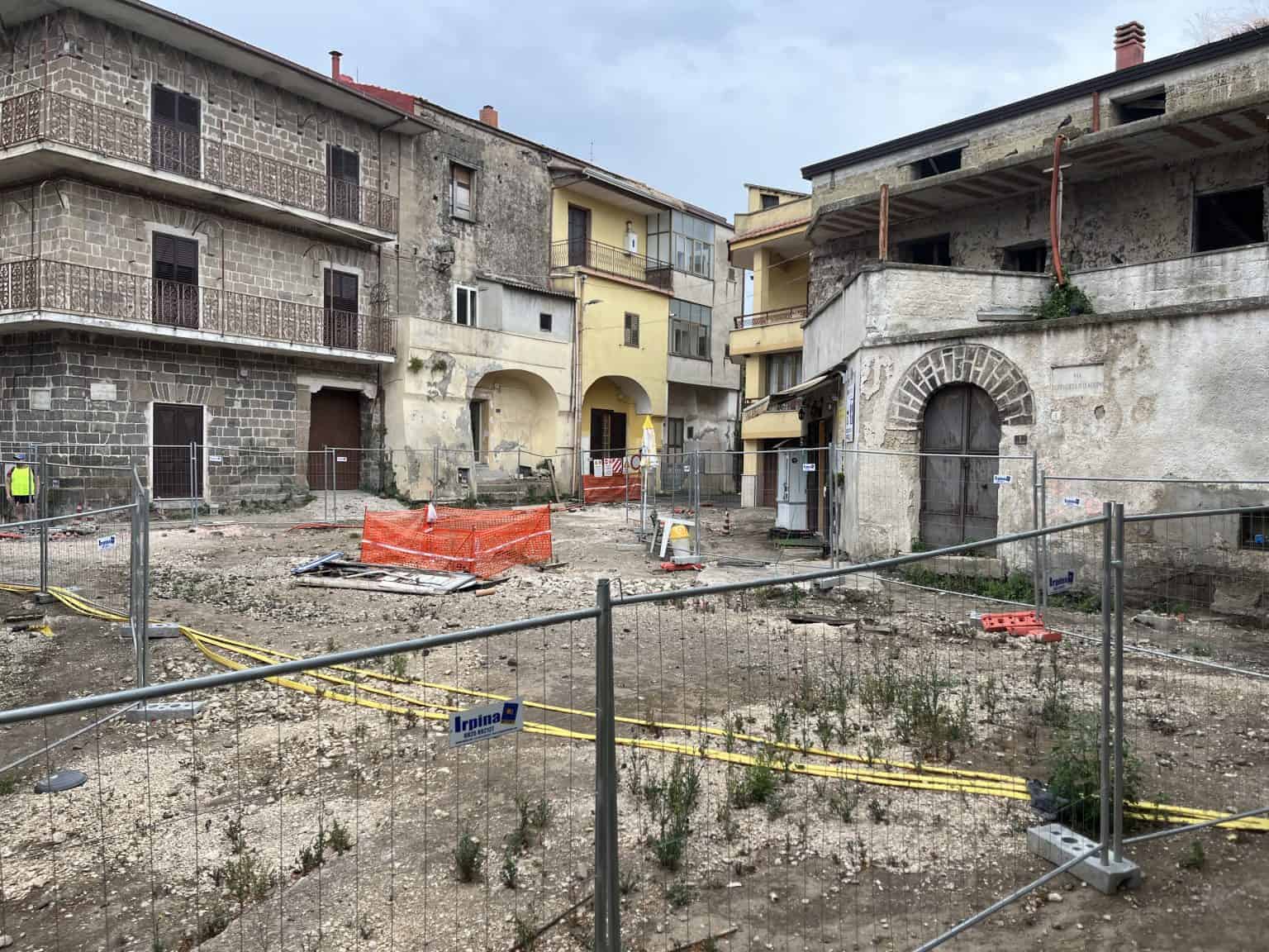Caserta: cantiere a Casola, si muove qualcosa