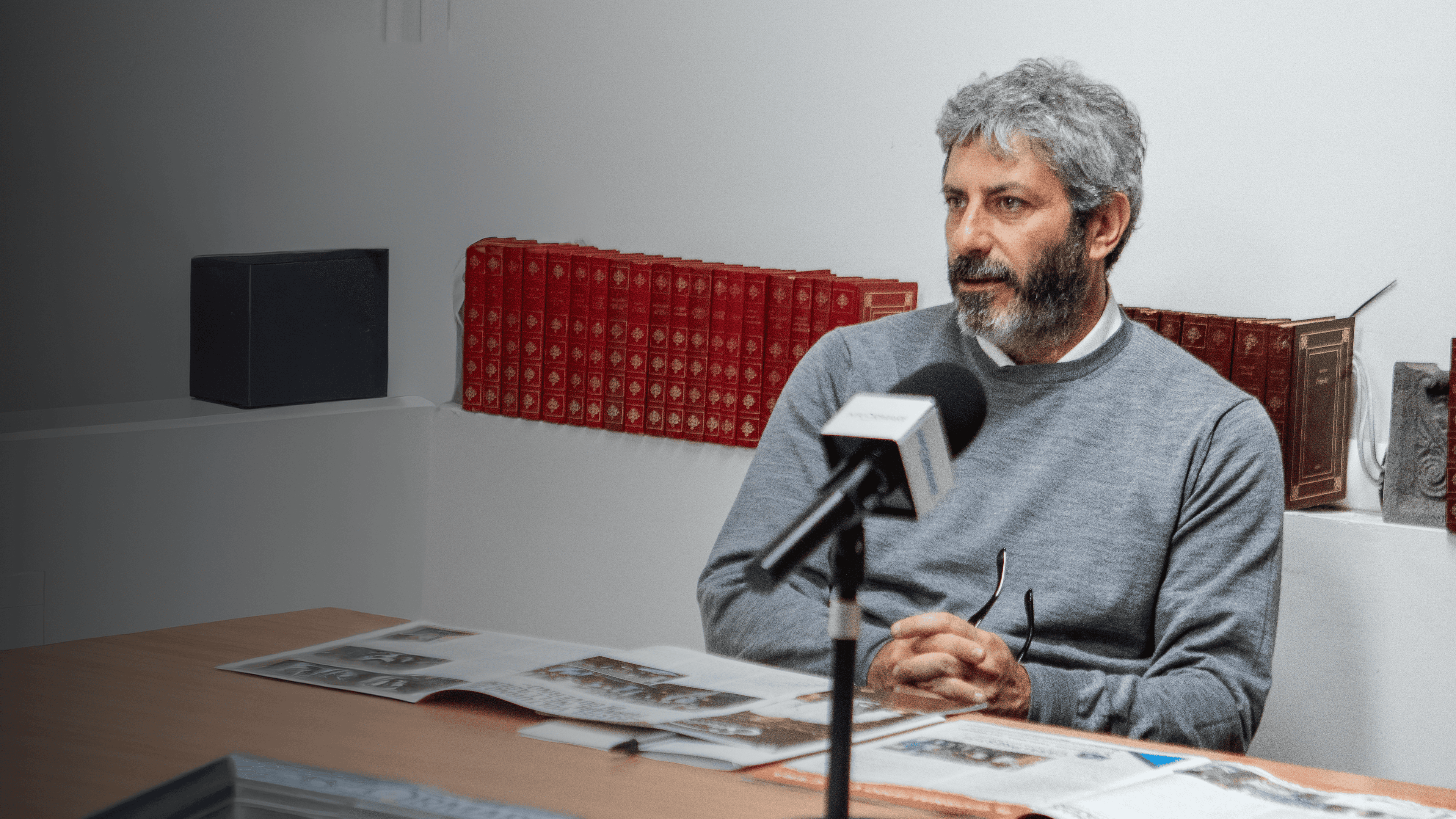 REGIONALI. Roberto Fico a Informare: «Registro tumori aggiornato e mare balneabile come obiettivi»