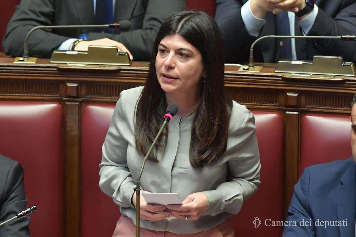 Commissione Parlamentare Antimafia: gli impresentabili alle elezioni in Campania
