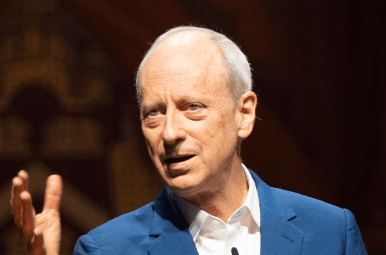 Esiste un’alternativa alla tirannia del merito? Informare incontra Michael Sandel, professore ad Harvard
