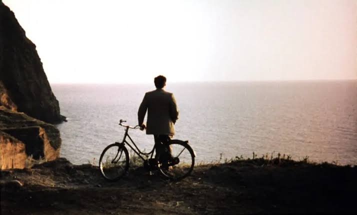 "Il postino" - di Vincenzo Russo Traetto