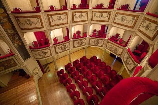 Caserta: al teatro Piccolo Monteverna la presentazione del libro "Il Destino di un Bomber"