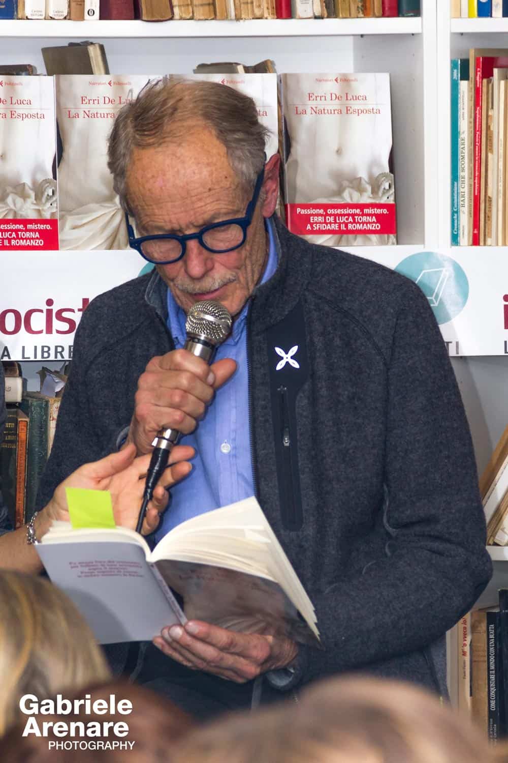 Erri De Luca alla libreria Iocisto - Photo credit Gabriele Arenare