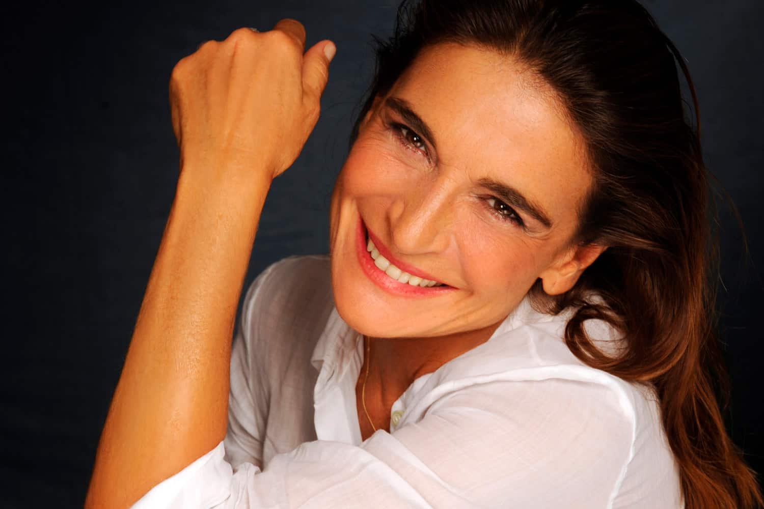 COPERTINA - Lina Sastri: «Le cose belle vanno oltre la moda, il momento, il tempo e l’età»