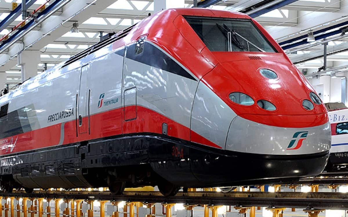 Sciopero dei treni per il 14 aprile: stop di 8 ore in tutta Italia
