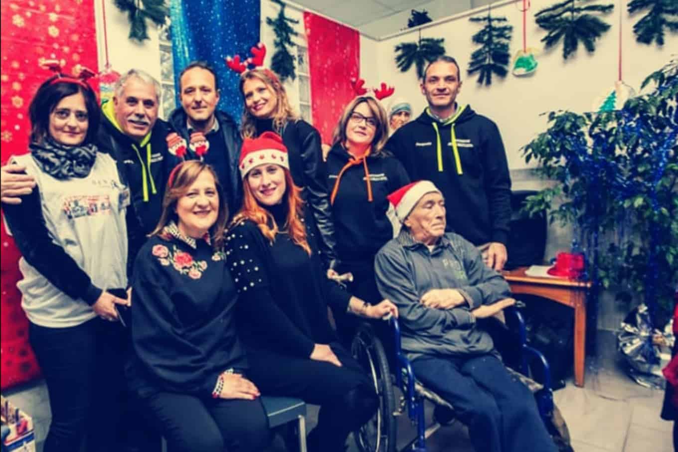 Natale a "Villa Mary": regalare amore agli anziani