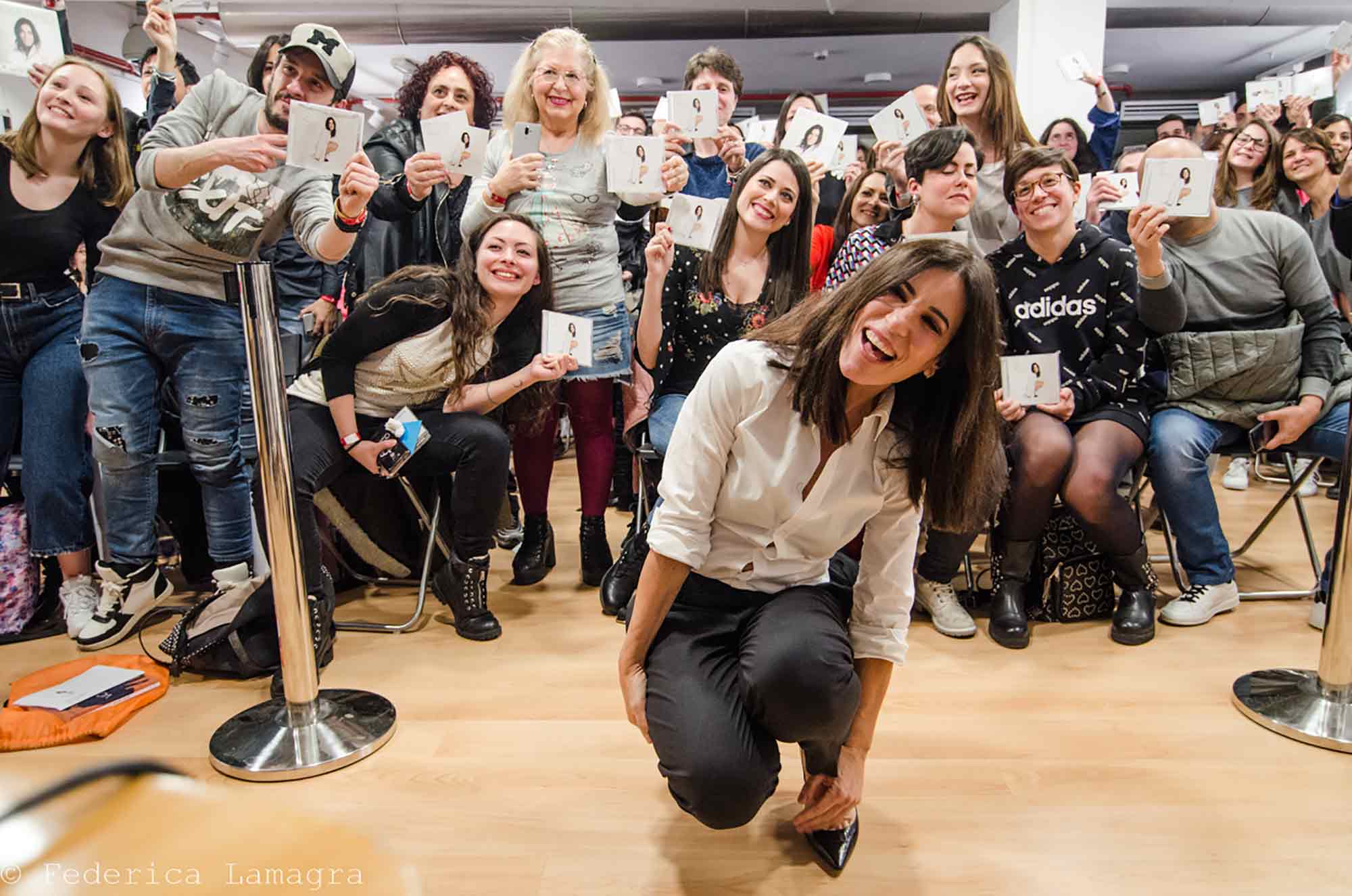 Paola Turci incontra il pubblico alla Feltrinelli di Napoli