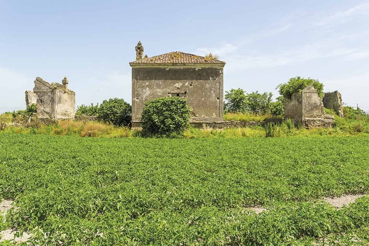 Real Sito della Lanciolla: completo abbandono