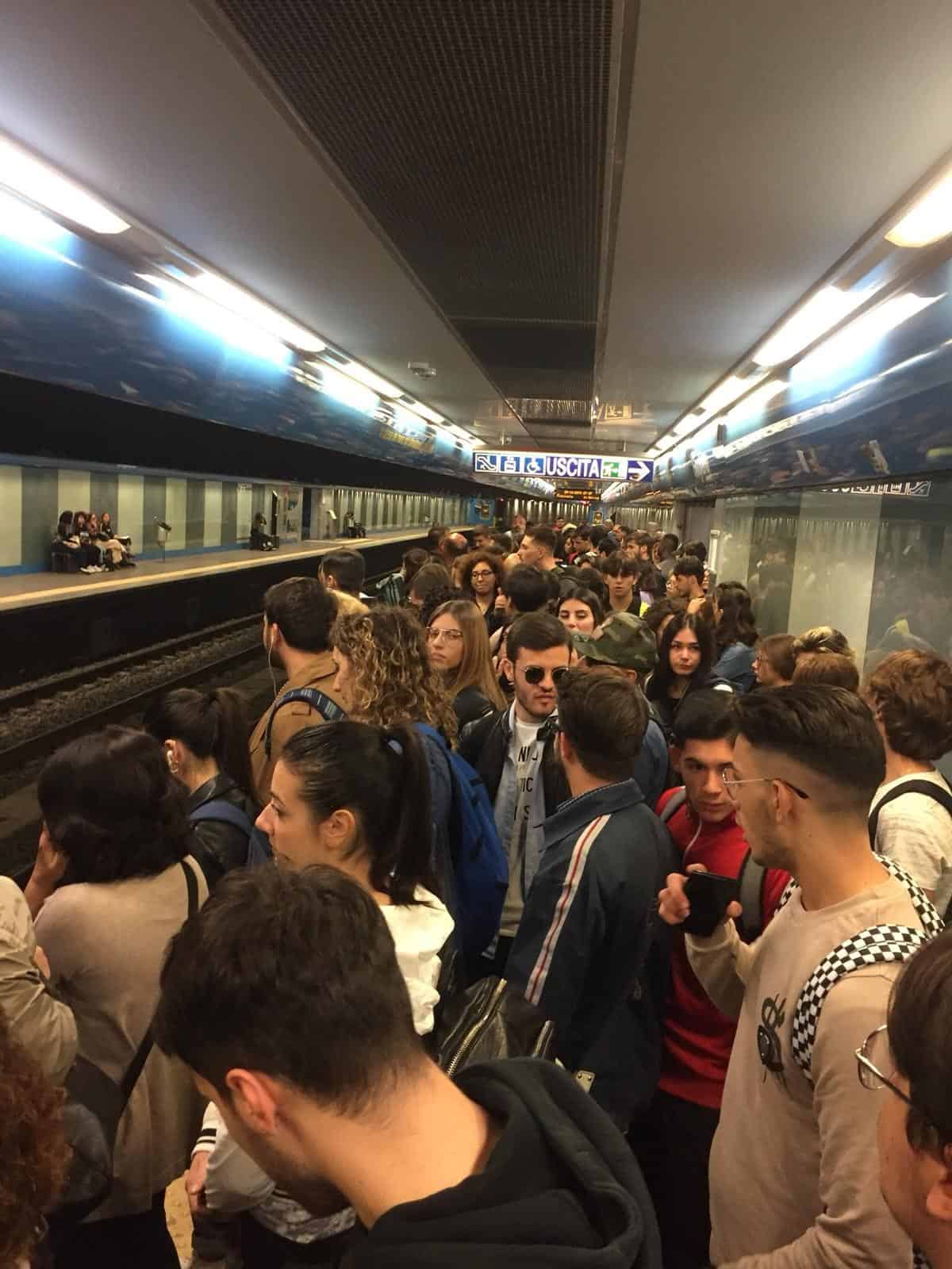 Linea Arcobaleno: caos senza fine!