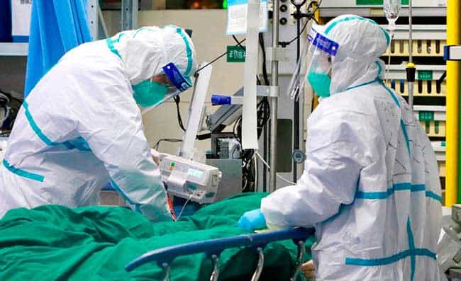 "Eroi in corsia": gli infermieri al fronte