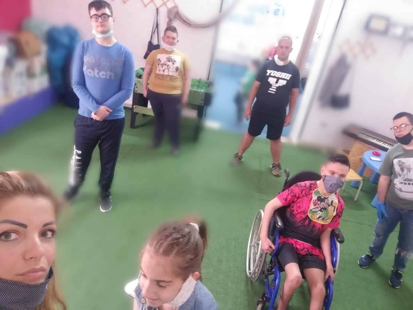 Orta di Atella, si ferma il servizio di trasporto per i ragazzi disabili