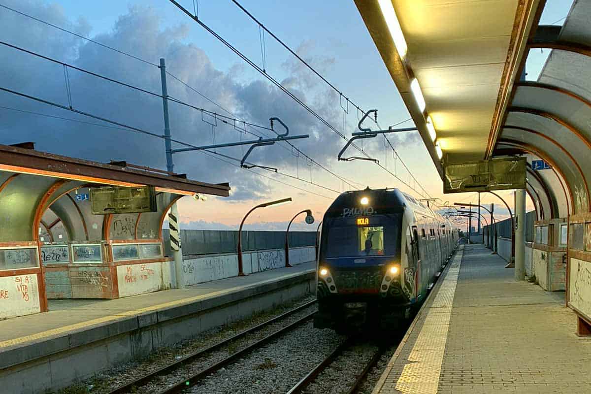 Circumvesuviana, disagi a seguito dello sciopero di oggi 19 gennaio: tutte le informazioni