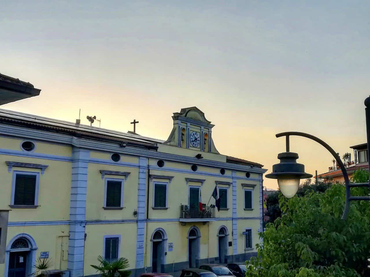 Cancello ed Arnone, aumentano i contagi: Ambrosca interviene