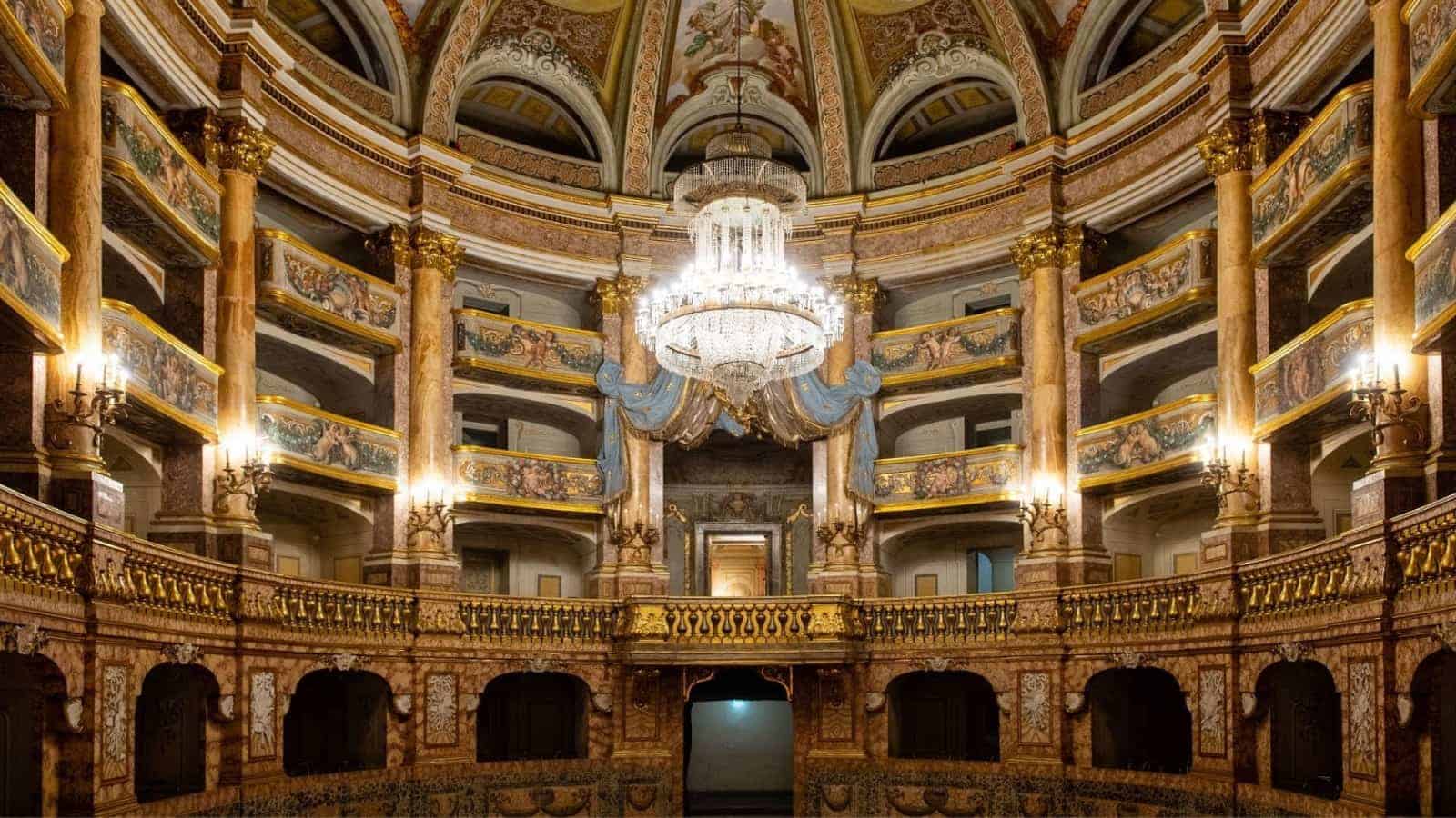 Reggia di Caserta: apertura straordinaria del Teatro di Corte