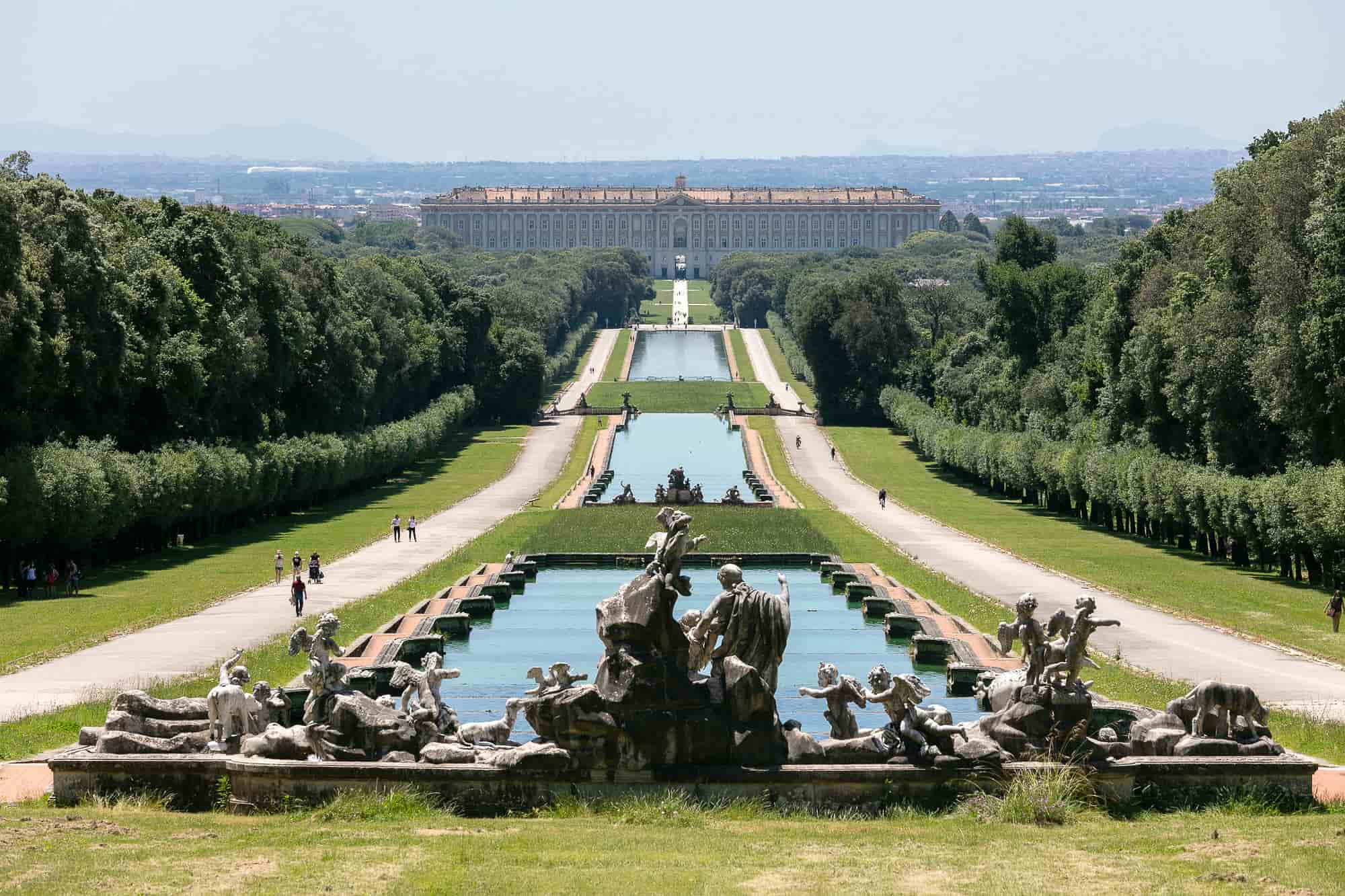 Niente più automobili nel Parco Reale della Reggia di Caserta