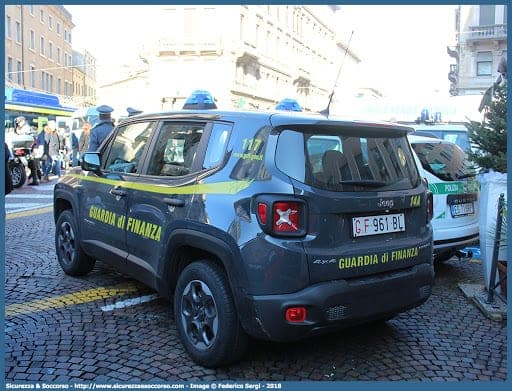 Salerno, sequestrati oltre 700 mila euro dalla Guardia di Finanza