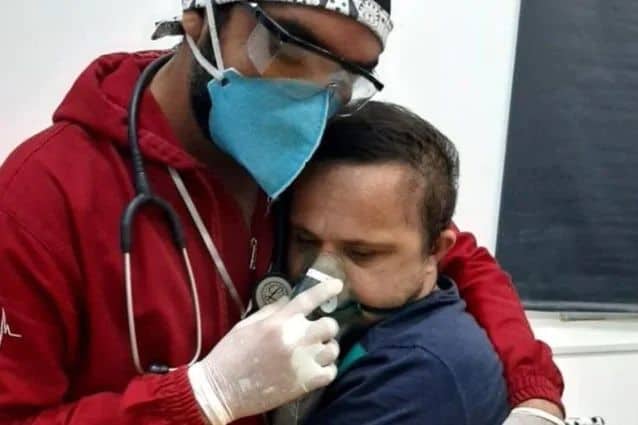 L'abbraccio che ha fatto commuovere il mondo