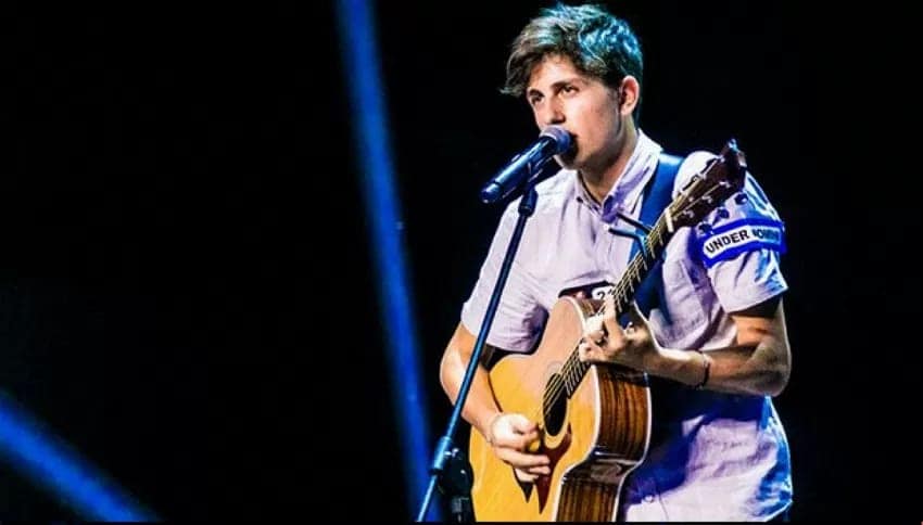 "Post Malore" - Il nuovo singolo di Gabriele Esposito