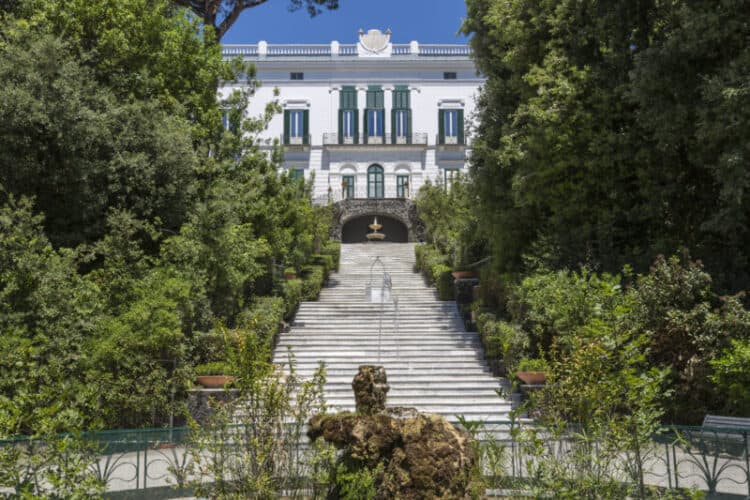 Dal 21 aprile riapre la Villa Floridiana di Napoli