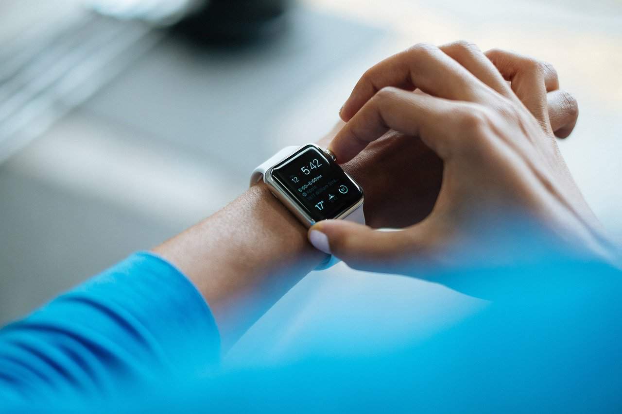 Le funzioni dello smartwatch e l'ultima rivoluzione targata Swatch