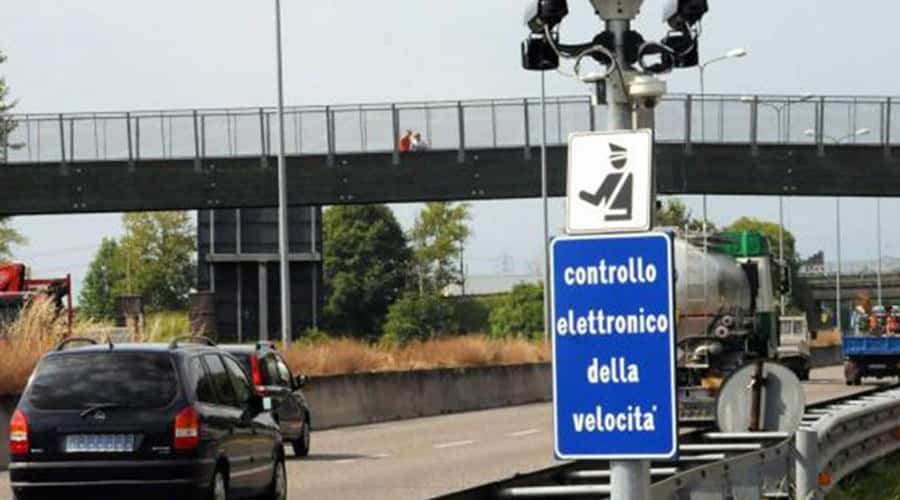 Guida in stato di ebbrezza, multa con etilometro non tarato e omologato: i chiarimenti
