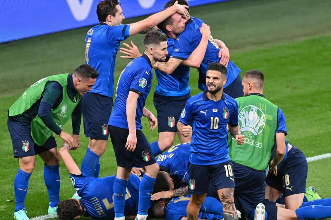 #InformEURO2020 - Vittoria di carattere dell'Italia: si va ai quarti!