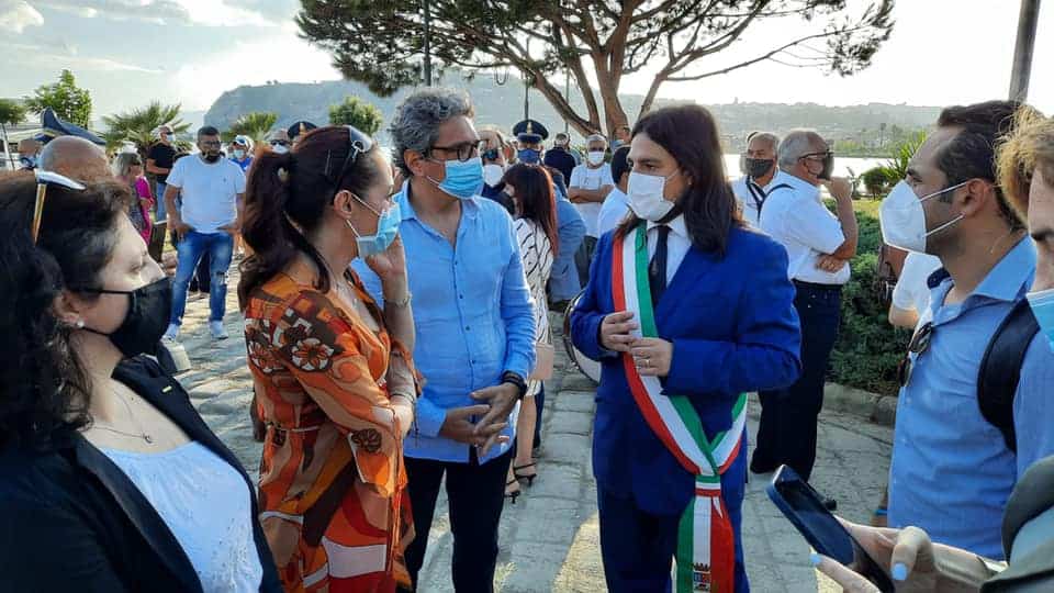 La Vicepresidente del Senato Paola Taverna a Bacoli: un messaggio di sinergia per il futuro