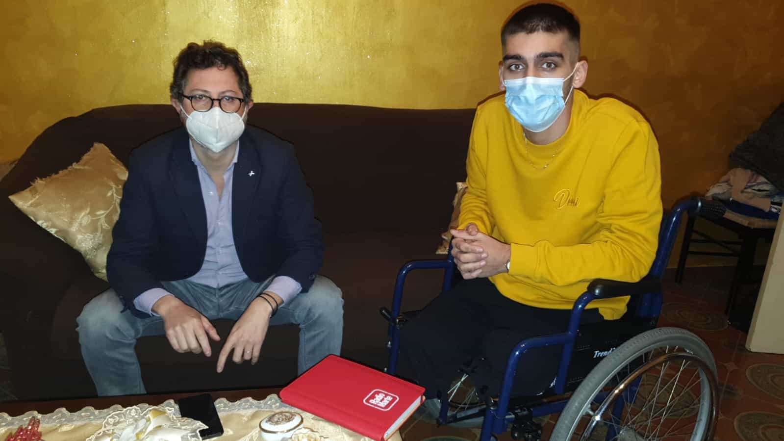 La lotta di Gaetano per tornare a camminare