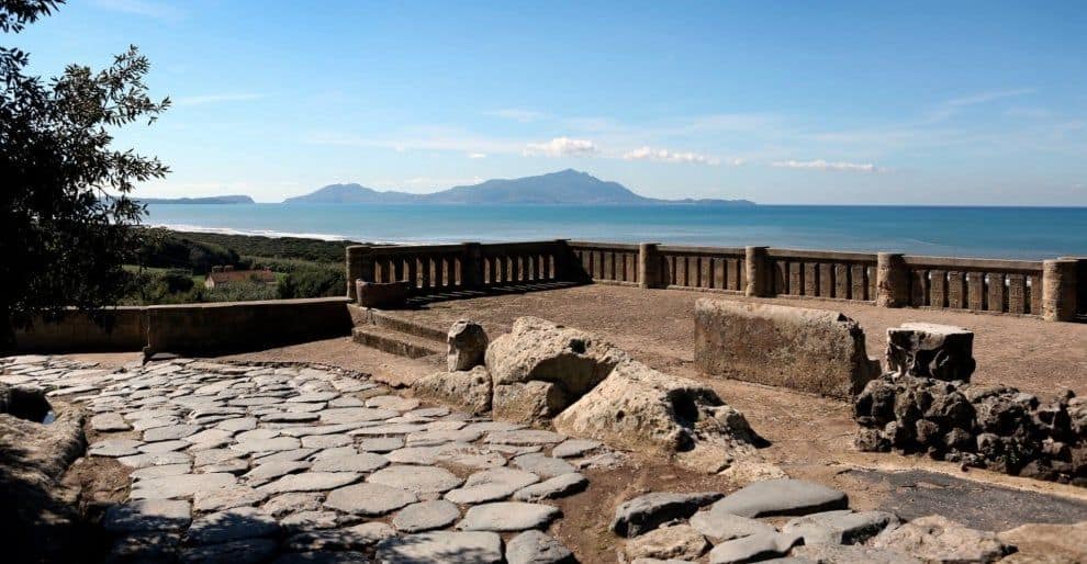 La rotta di Enea: ripercorrere il viaggio di Enea in fuga da Troia su un itinerario