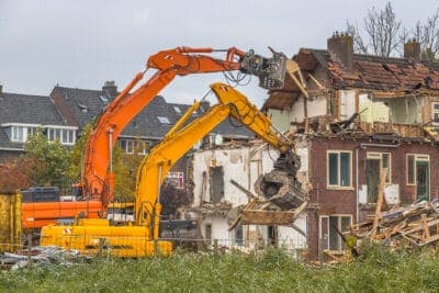 Cassazione: non può essere disposto l’abbattimento se residente è malato