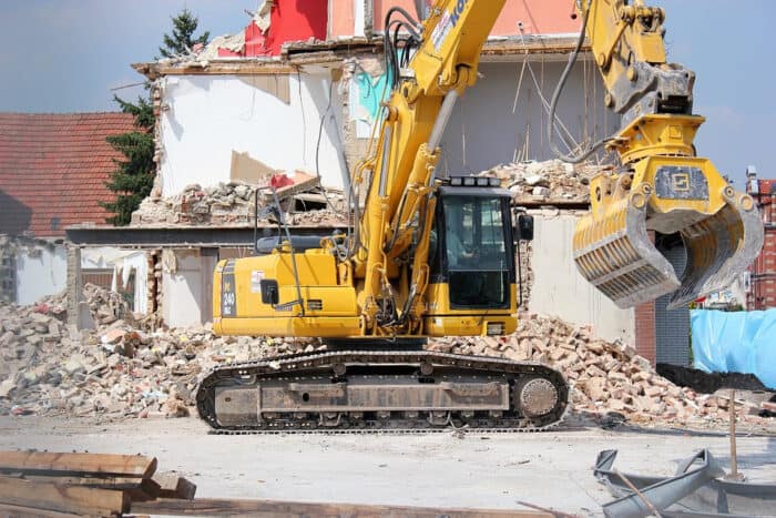 Demolizione di casa abusiva: il giudice deve valutare la proporzionalità della misura
