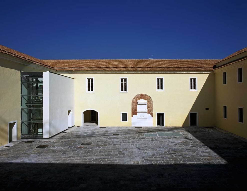 Casagiove, al Quartiere Militare Borbonico la mostra "Vulnera"