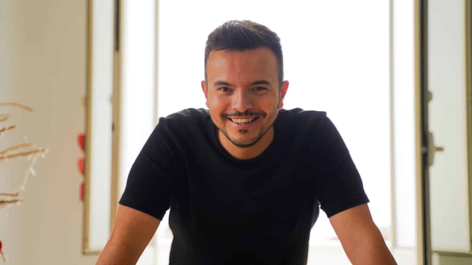 Teatro Augusteo: Andrea Sannino in "Carosone, l’americano di Napoli"