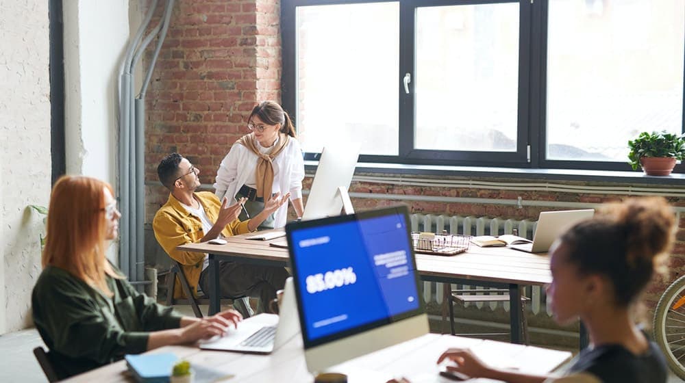Go to Work, smart working...o settimana breve: l'infografica di GoDaddy