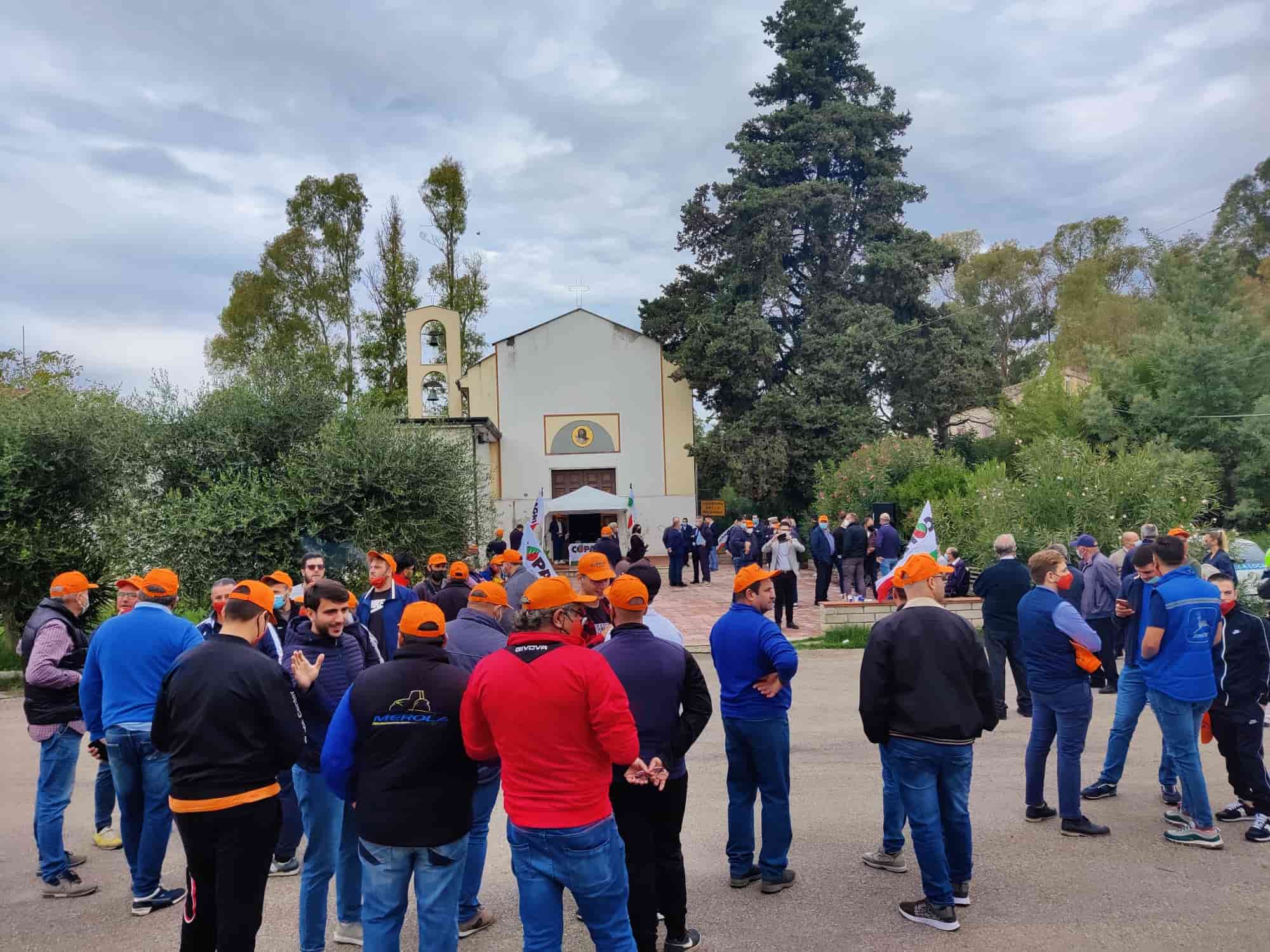 "Gli allevamenti bufalini vanno tutelati!": gli allevatori casertani in protesta