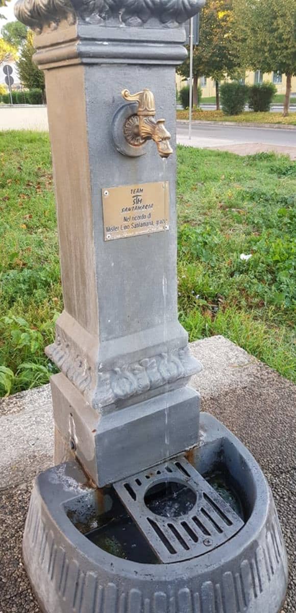 San Nicola la Strada, distrutta una fontana pubblica durante la notte