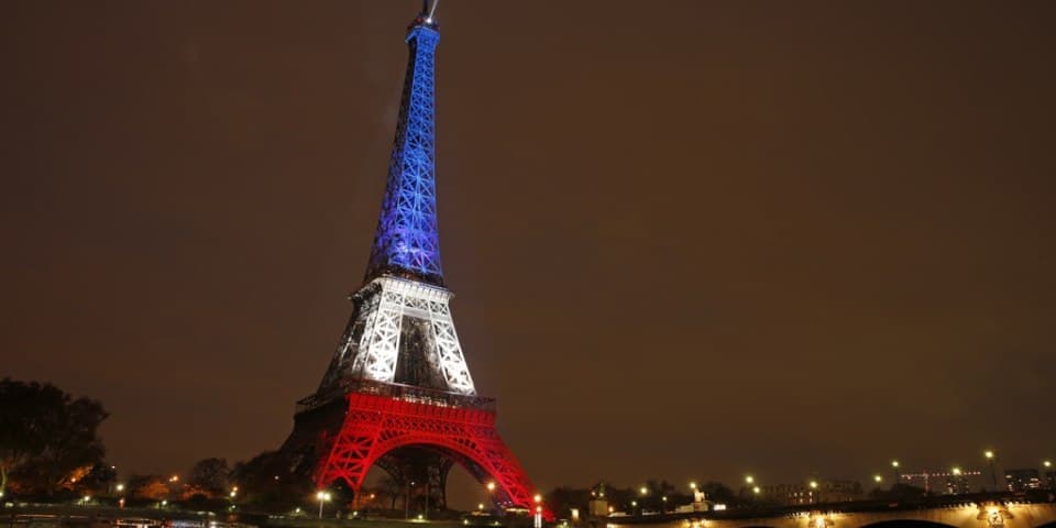 Francia: aiuti ai giovani in difficoltà