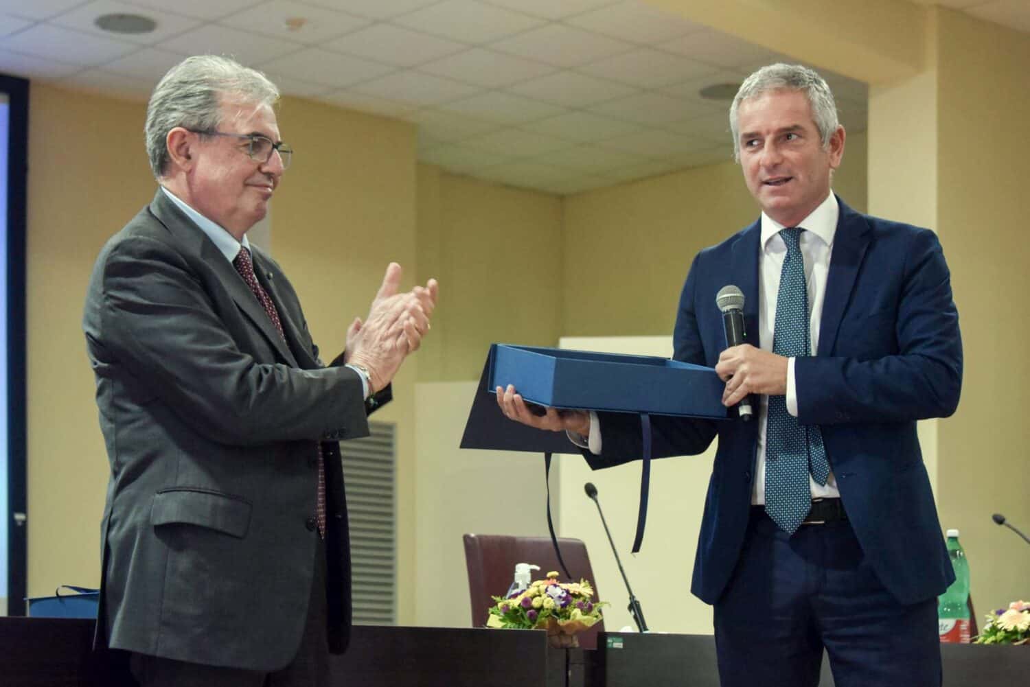 informareonline-speciale-premio-augusto-raggi-con-il-superbonus-castel-volturno-esempio-per-litalia-1